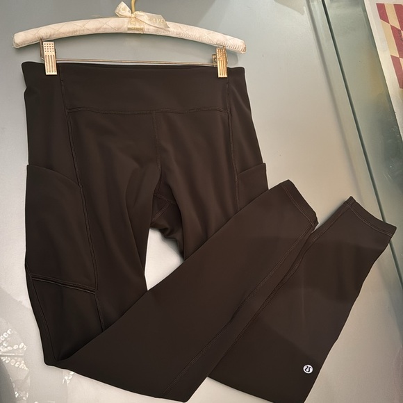 Brand new LULULEMON khaki green full length leggings with deep side pockets Sz.8 - Picture 2 of 14